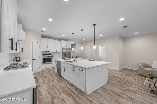 8863 AMALFI Court, Jacksonville, FL 32217