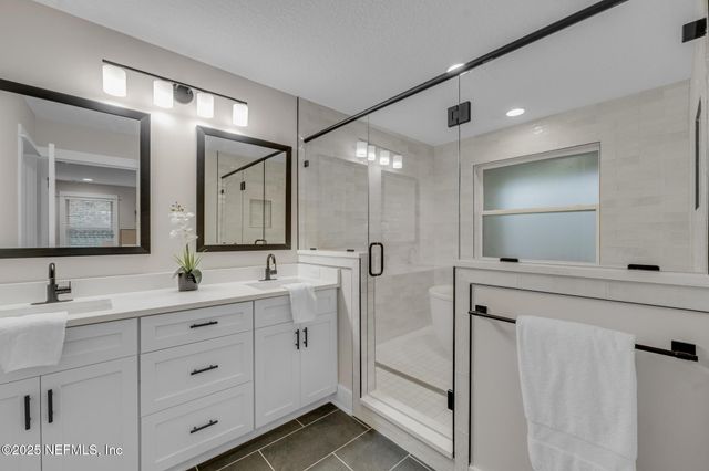 8863 AMALFI Court, Jacksonville, FL 32217