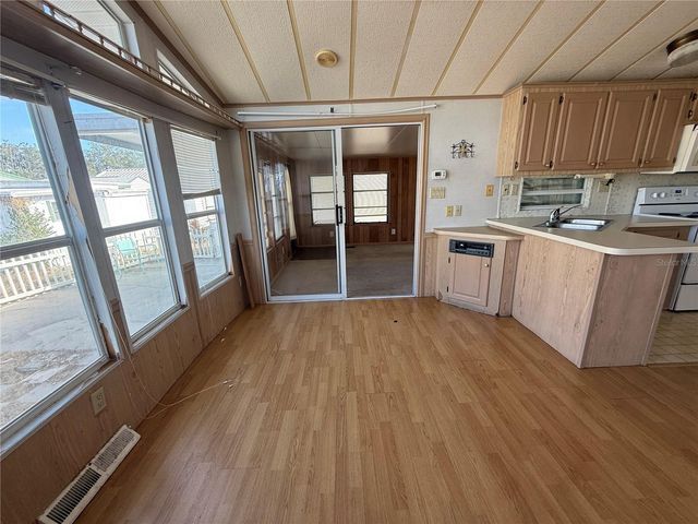 9514 BLACK BEAR DRIVE, Weeki Wachee, FL 34613