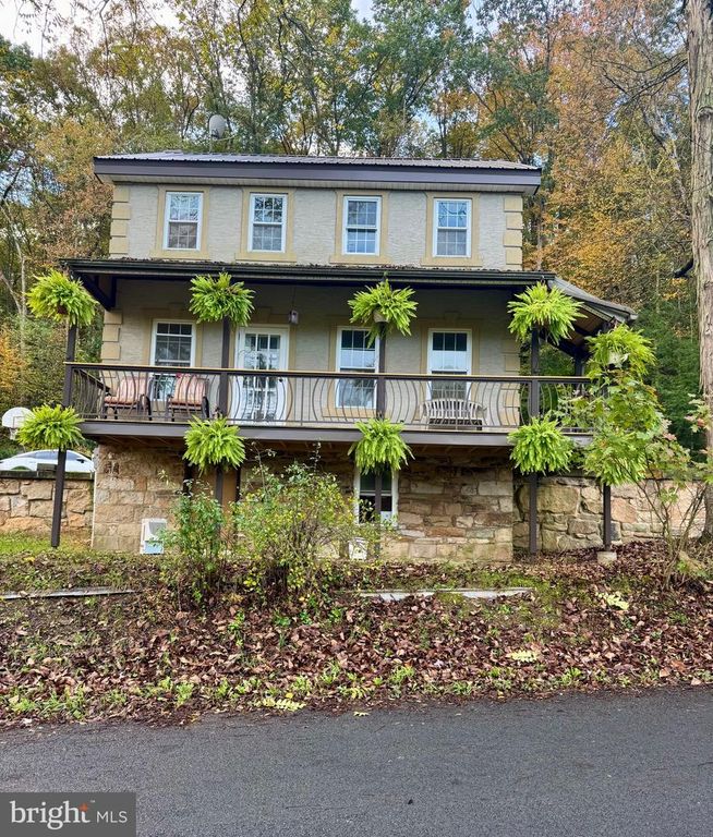 146 MEXICO RD, Pine Grove, PA 17963