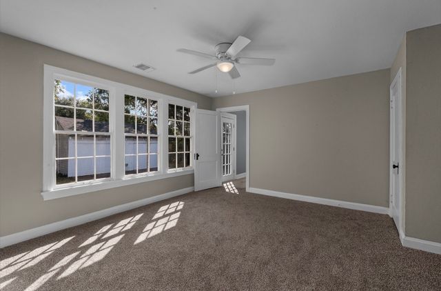 381 Atlantic Avenue, Shreveport, LA 71105