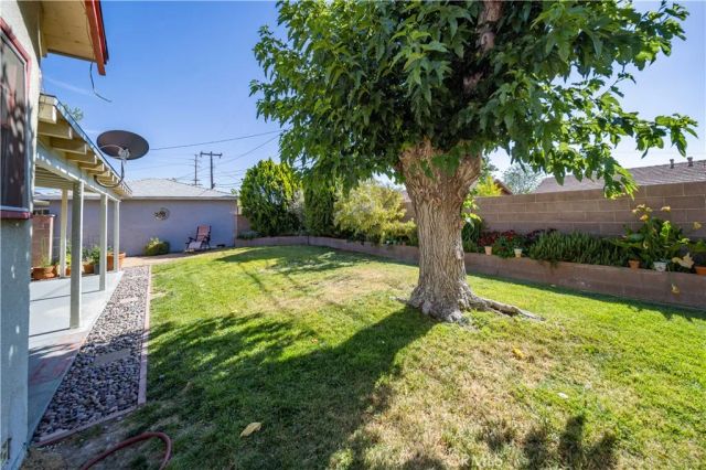 44421 Lowtree Avenue, Lancaster, CA 93534
