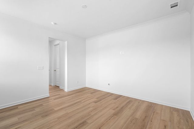 3316 Laurel Brook Ct, Columbia, TN 38401
