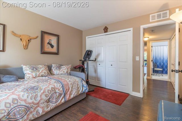 4929 Harbor Point Drive, Waterford Charter Township, MI 48329