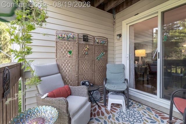 4929 Harbor Point Drive, Waterford Charter Township, MI 48329