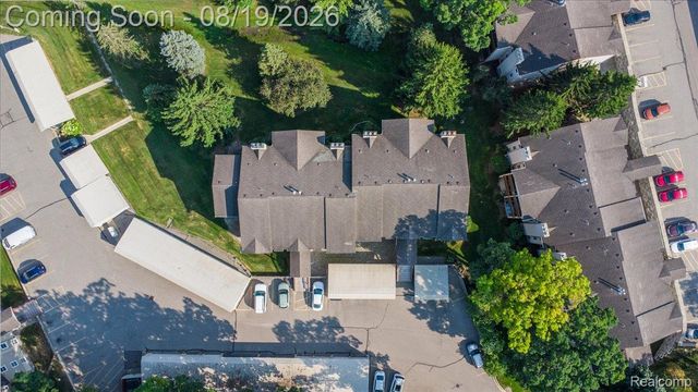 4929 Harbor Point Drive, Waterford Charter Township, MI 48329