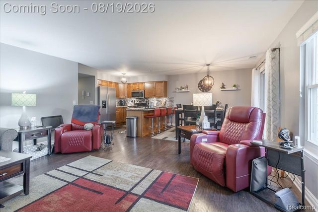 4929 Harbor Point Drive, Waterford Charter Township, MI 48329