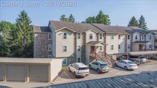4929 Harbor Point Drive, Waterford Charter Township, MI 48329