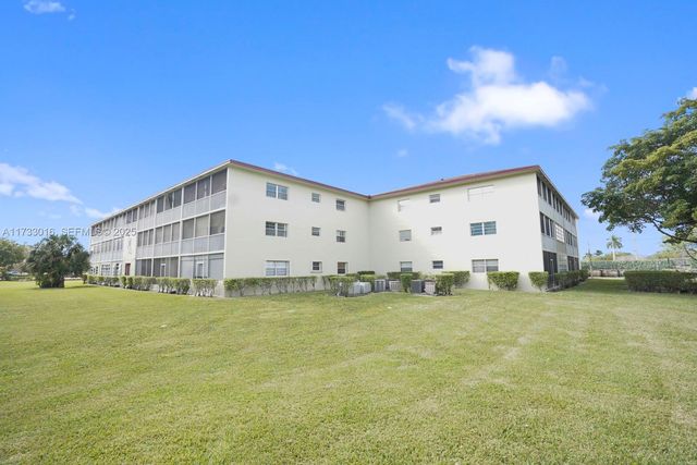 151 SW 135th Terrace 302T, Pembroke Pines, FL 33027