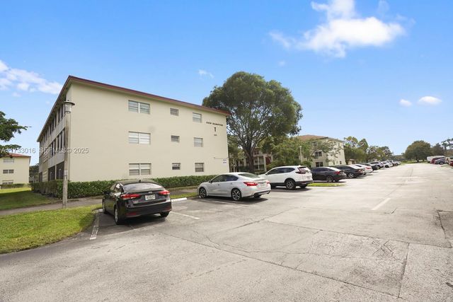 151 SW 135th Terrace 302T, Pembroke Pines, FL 33027