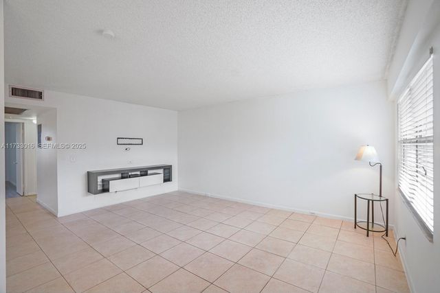 151 SW 135th Terrace 302T, Pembroke Pines, FL 33027