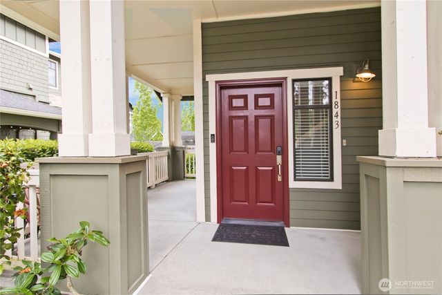 1843 NE Kenyon Court, Issaquah, WA 98029