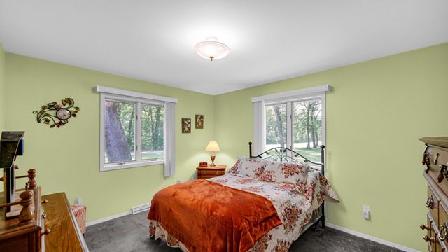 8135 S 600 E, Monterey, IN 46960