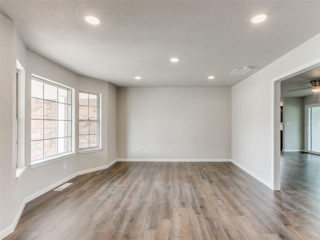 4019 NW 58th Street, Oklahoma City, OK 73112