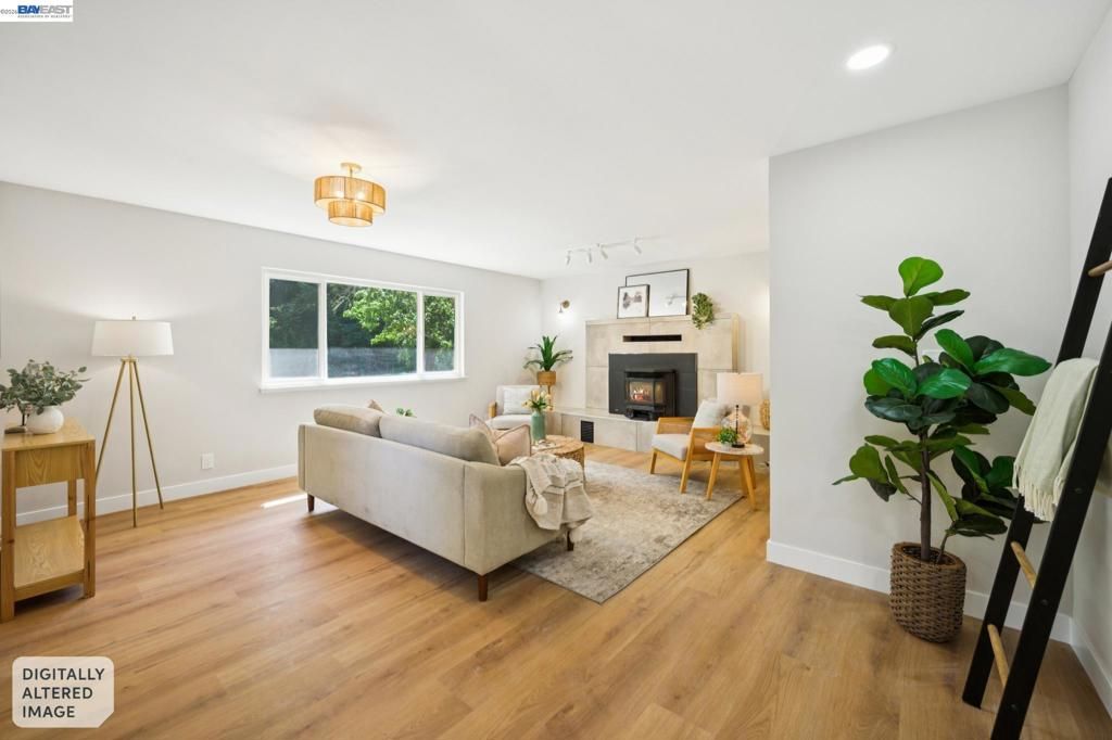 Image 23 of property listing at 31067 Palomares Rd, Castro Valley, CA 94552