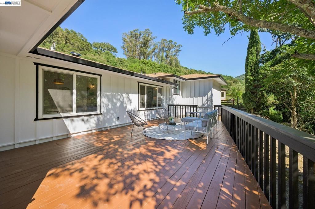 Image 55 of property listing at 31067 Palomares Rd, Castro Valley, CA 94552