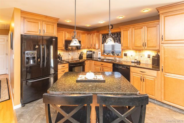 135 Highland Avenue, Monroe, NY 10950