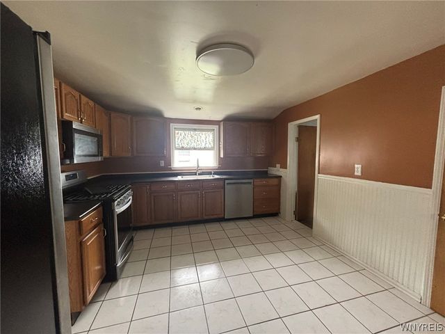 172 Erie Street, Lockport City, NY 14094