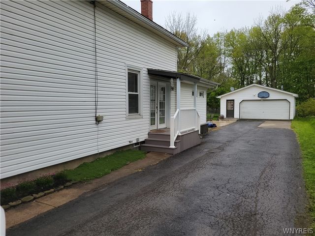 172 Erie Street, Lockport City, NY 14094