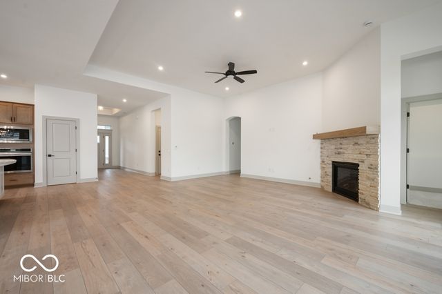 15942 Vitalize Run, Fishers, IN 46040