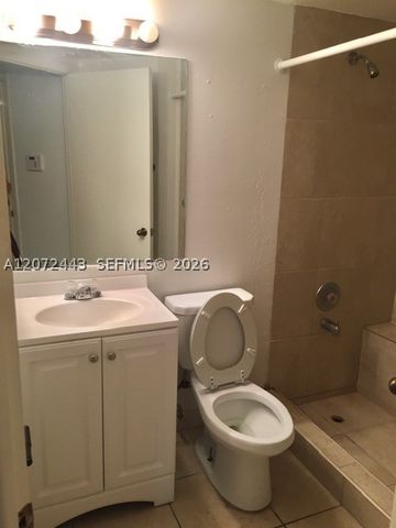 8290 Lake Dr 144, Doral, FL 33166