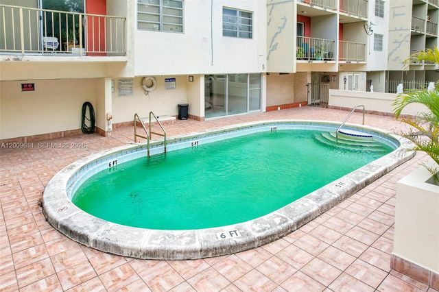 1225 NE 124th St 49C, North Miami, FL 33161