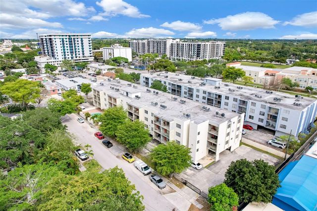 1225 NE 124th St 49C, North Miami, FL 33161