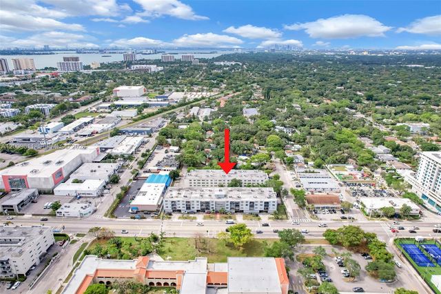 1225 NE 124th St 49C, North Miami, FL 33161