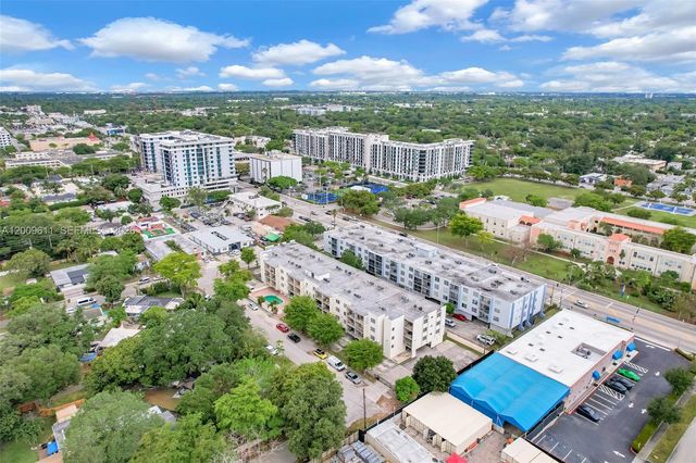 1225 NE 124th St 49C, North Miami, FL 33161