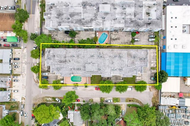 1225 NE 124th St 49C, North Miami, FL 33161