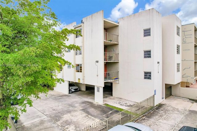 1225 NE 124th St 49C, North Miami, FL 33161