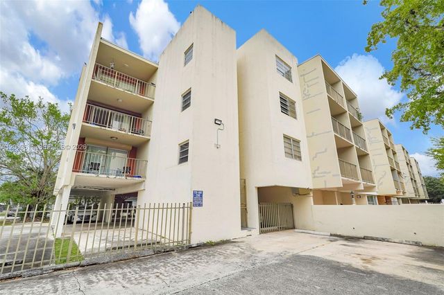 1225 NE 124th St 49C, North Miami, FL 33161