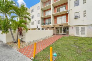 1225 NE 124th St 49C, North Miami, FL 33161