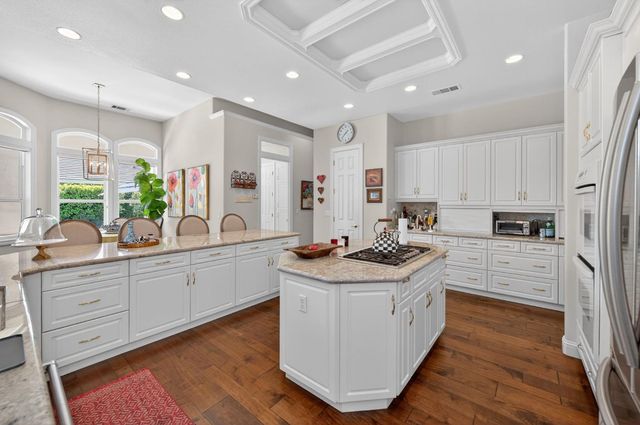 2575 W Beechwood Avenue, Fresno, CA 93711