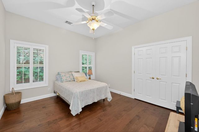 2575 W Beechwood Avenue, Fresno, CA 93711