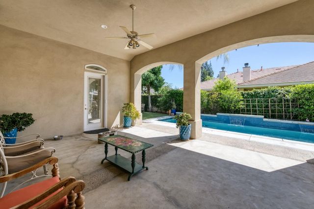 2575 W Beechwood Avenue, Fresno, CA 93711