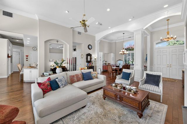 2575 W Beechwood Avenue, Fresno, CA 93711