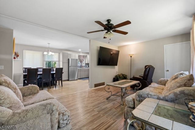 990 Croton Rd, Franklin Twp., NJ 08867