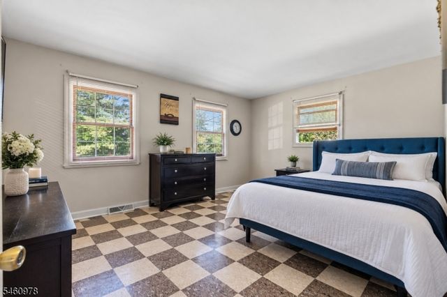 990 Croton Rd, Franklin Twp., NJ 08867