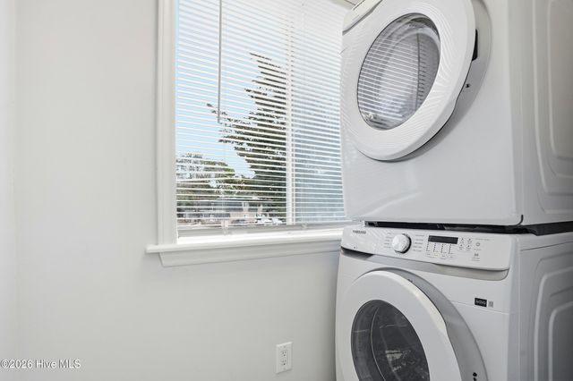 6328 Wrightsville Avenue D6, Wilmington, NC 28403