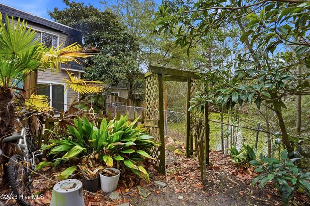 6328 Wrightsville Avenue D6, Wilmington, NC 28403