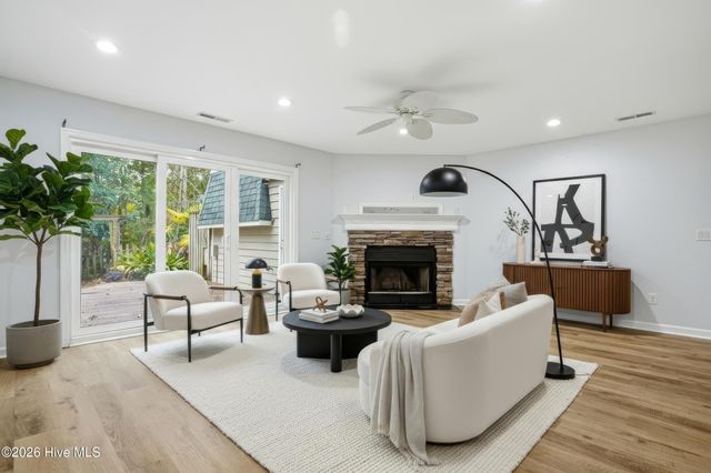 6328 Wrightsville Avenue D6, Wilmington, NC 28403