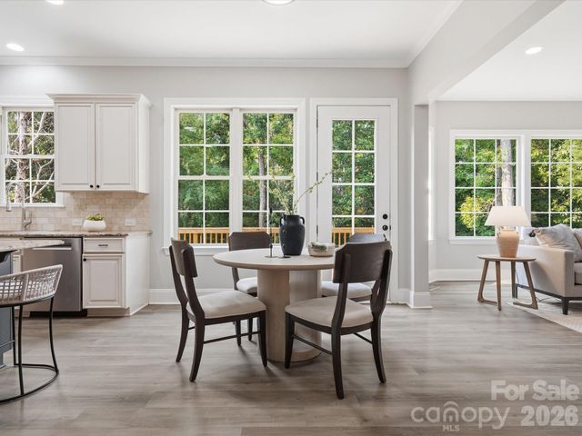 1004 Viscount Drive, Matthews, NC 28104