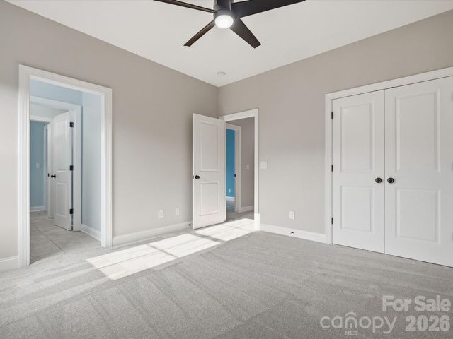 1004 Viscount Drive, Matthews, NC 28104