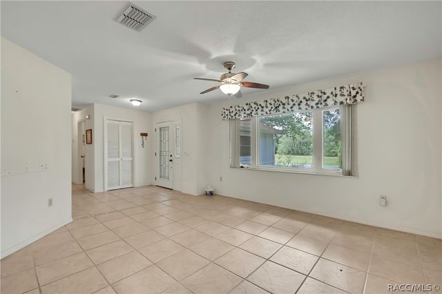 11587 W Timberlane Drive, Homosassa, FL 34448
