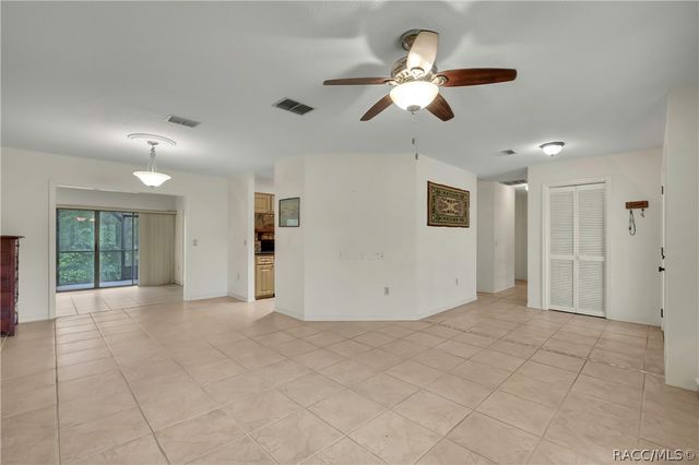 11587 W Timberlane Drive, Homosassa, FL 34448
