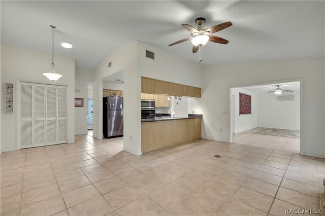 11587 W Timberlane Drive, Homosassa, FL 34448