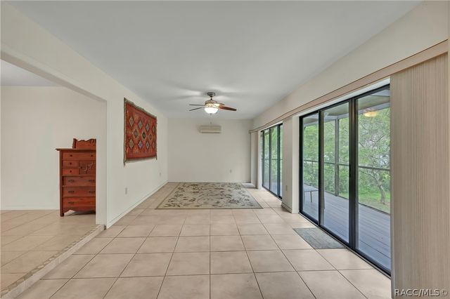 11587 W Timberlane Drive, Homosassa, FL 34448