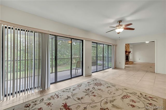 11587 W Timberlane Drive, Homosassa, FL 34448
