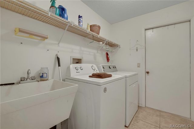 11587 W Timberlane Drive, Homosassa, FL 34448